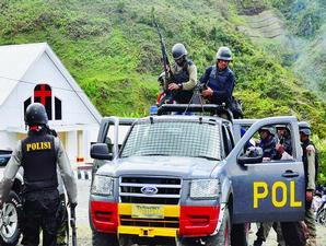 Cop gunned down in Timika, road access closed