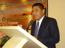 Sahril Hasan, SE, Ketua Umum DPD PHRI Papua periode 2012-2017 yang baru saja terpilih secara aklamasi pada Musda Ke-VII BPD PHRI Papua